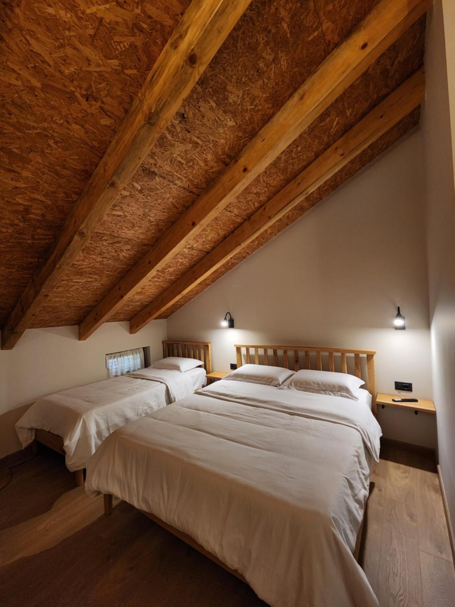 Guesthouse Te Avllia Kelcyre Buitenkant foto